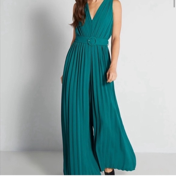 Modcloth Pants - ModCloth Green Discotheque Darling Jumpsuit Green Belted Pleated